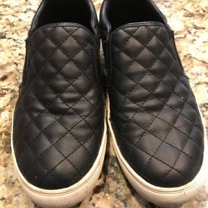 Black quilted pattern slip on